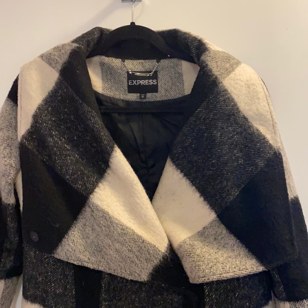 Express coat in size xs